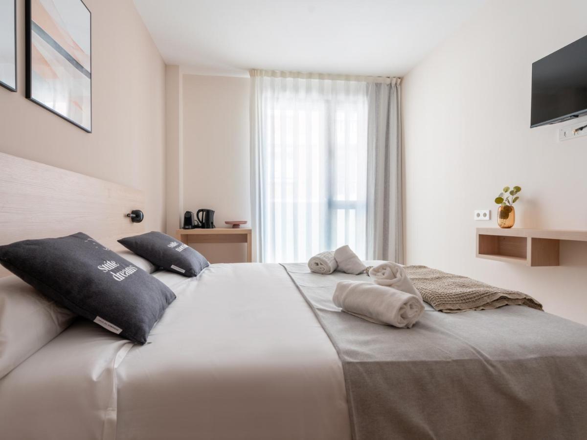 limehome Barcelona Carrer de Besalú 82 Exterior foto